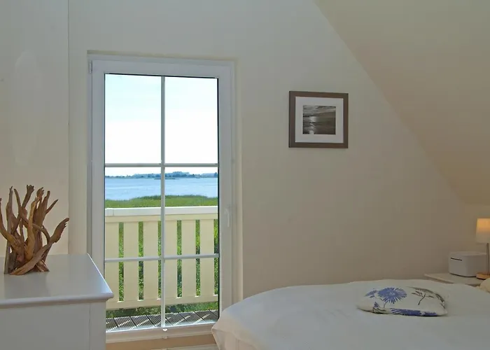 - Huus Holm Nyaraló *